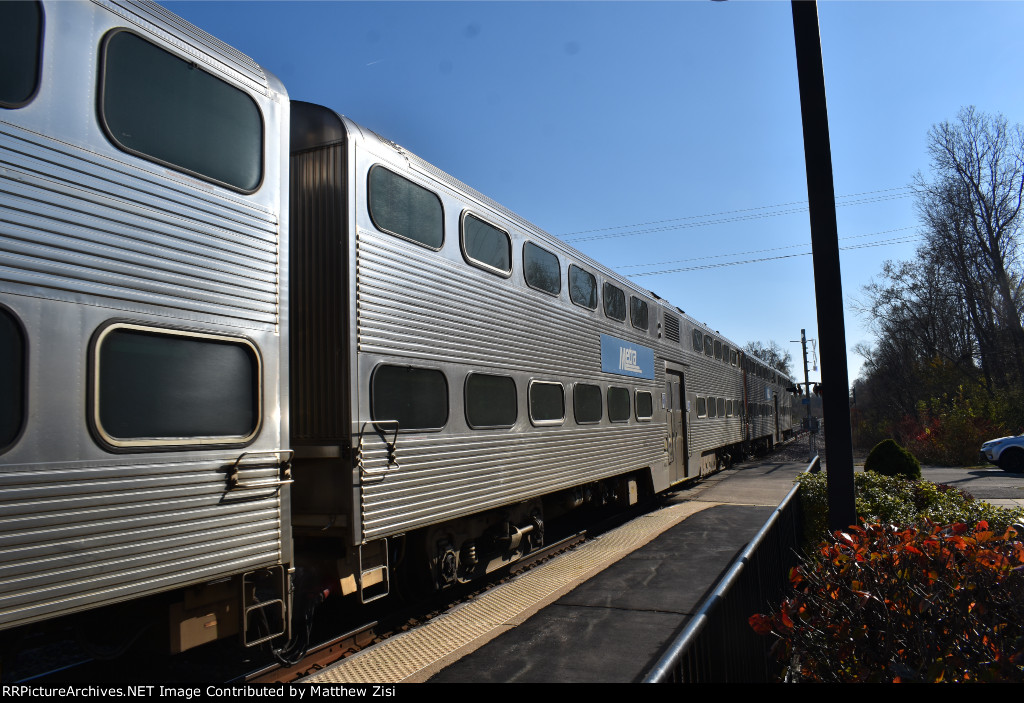 Metra Coach